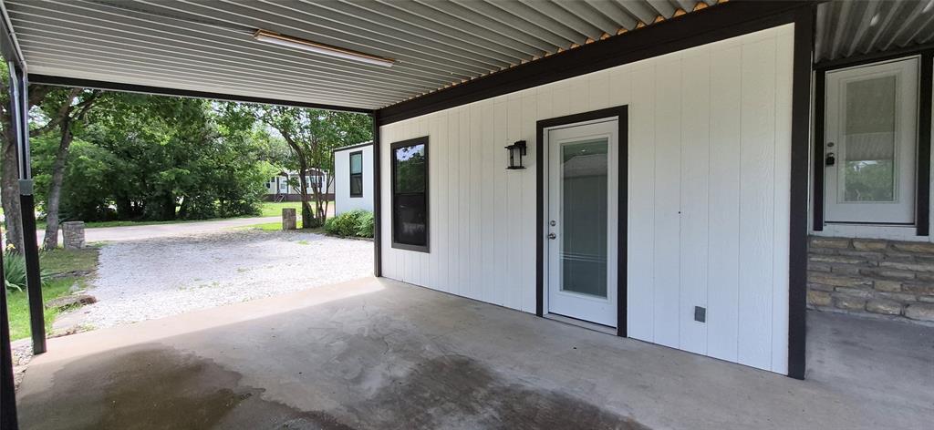 3819 Horseshoe Trail