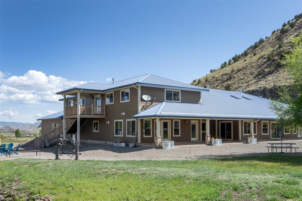 142 Meadow Road