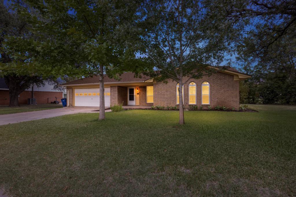 1305 Elizabeth Boulevard