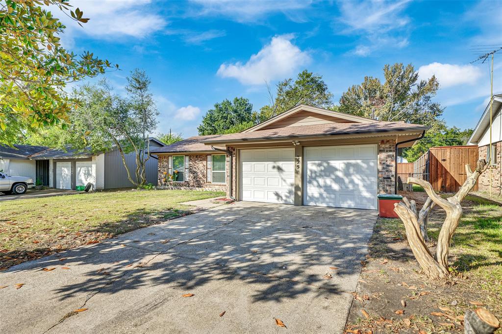 325 Birchwood Circle