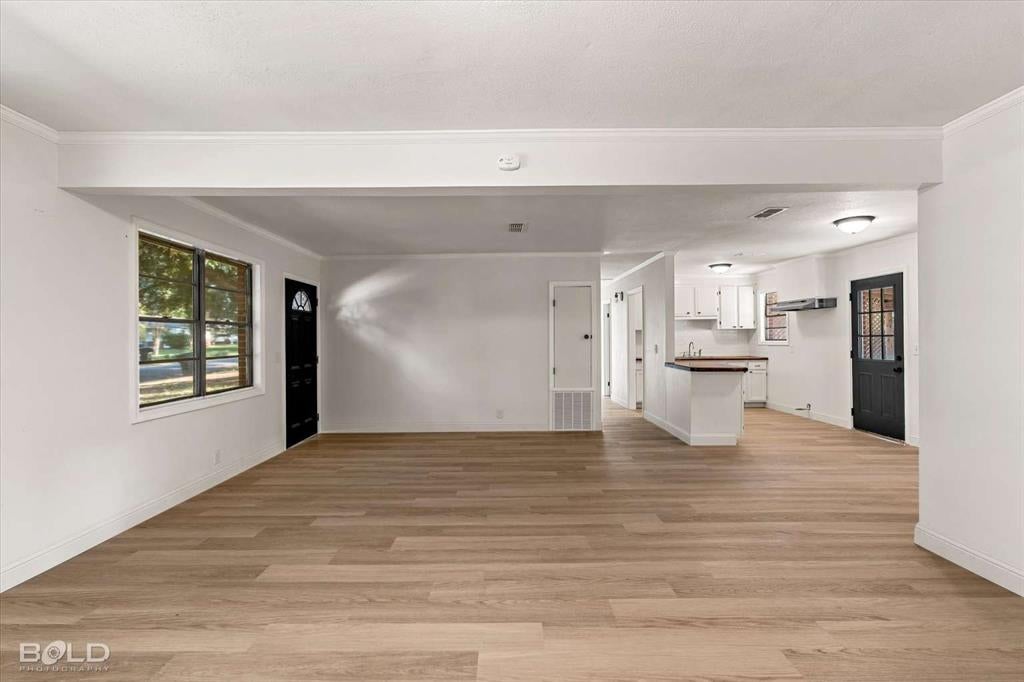9430 Woodcrest Drive