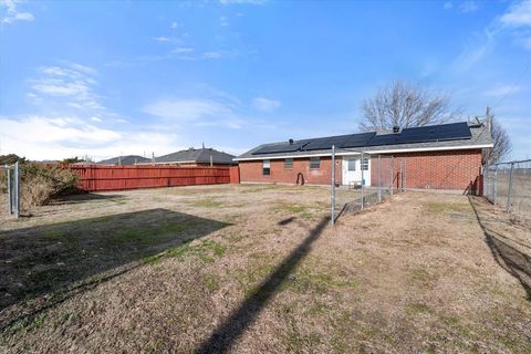 A home in Waxahachie