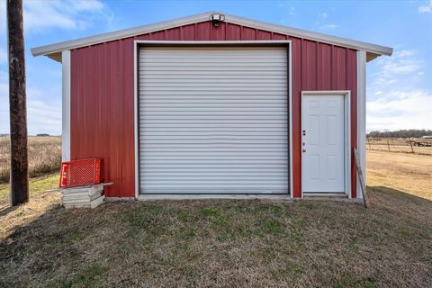 A home in Waxahachie