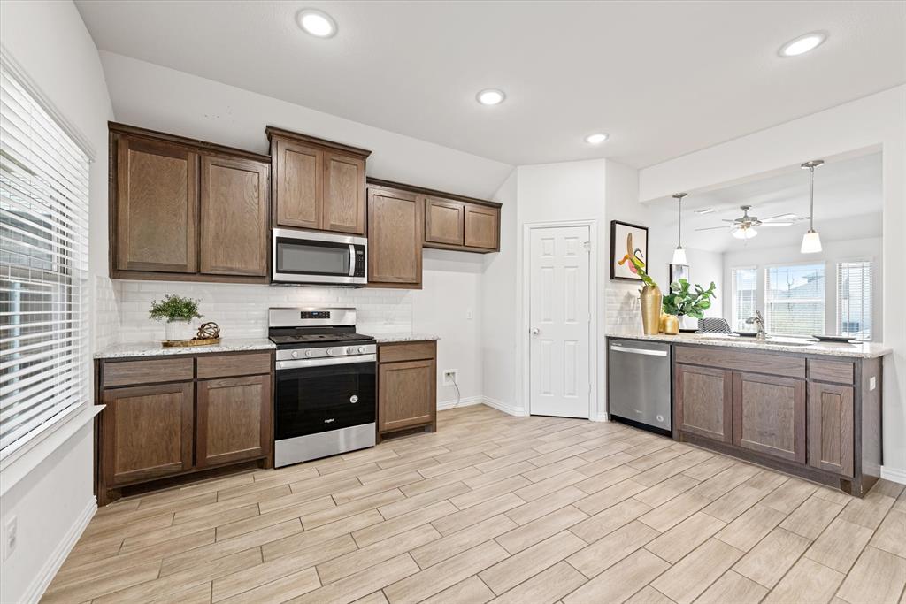 Red Eagle Place - Residential