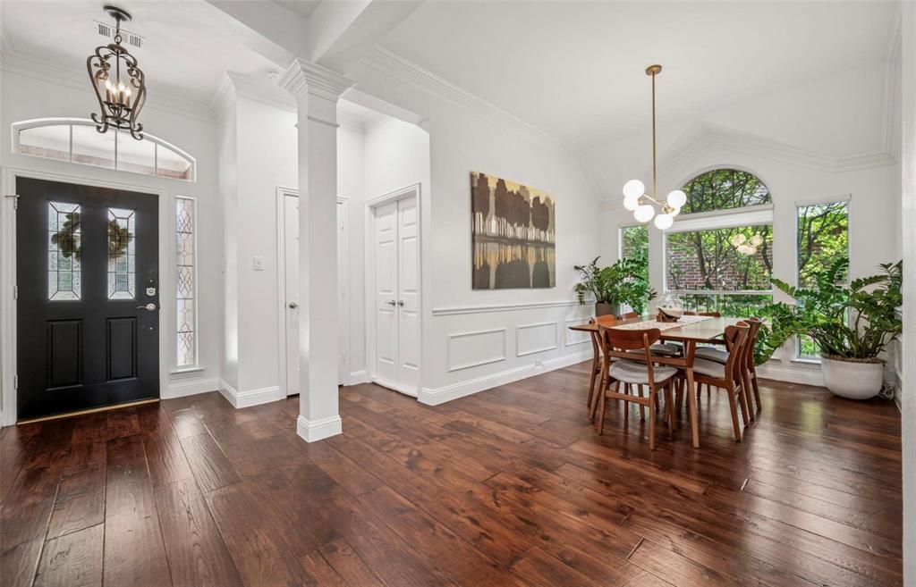 815 Rolling Meadows Court