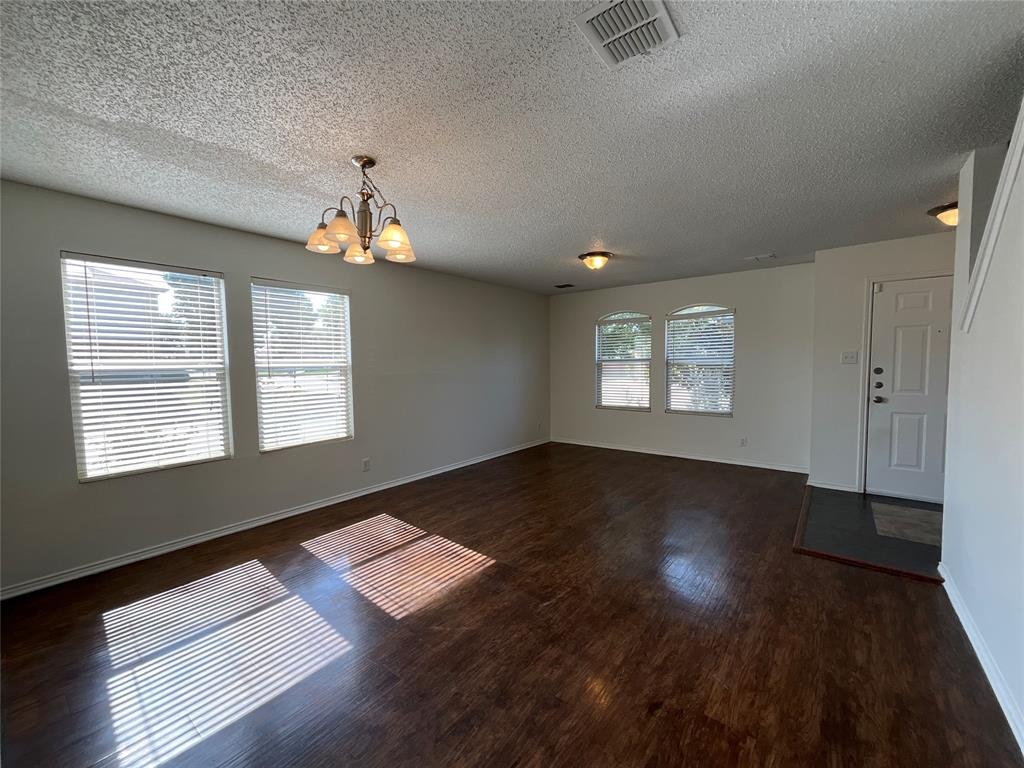2233 Chestnut Drive