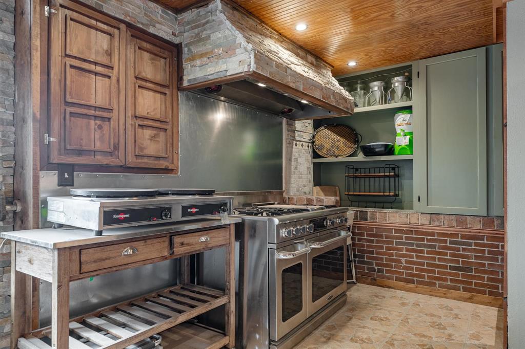 Original Town Haskell - Commercial Sale