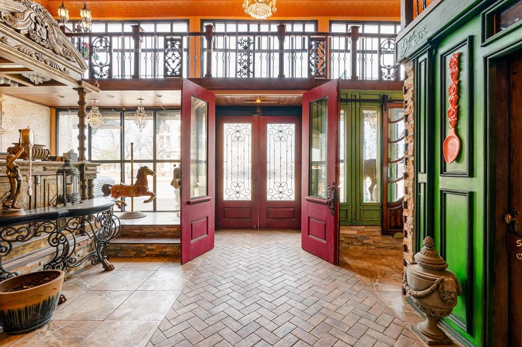 Original Town Haskell - Commercial Sale