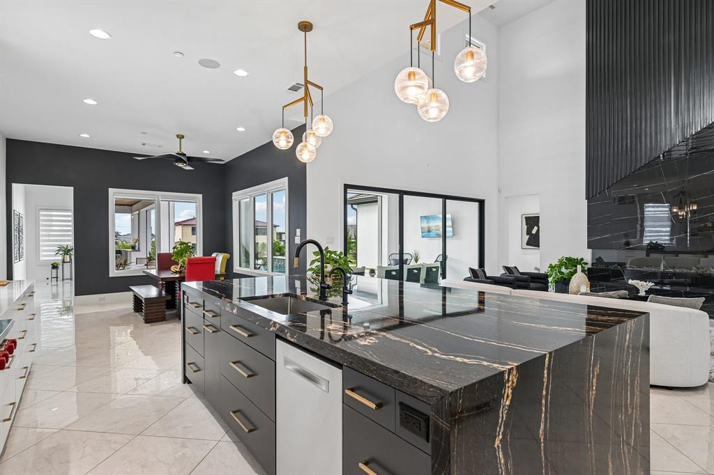 Crescent Heights Add - Residential