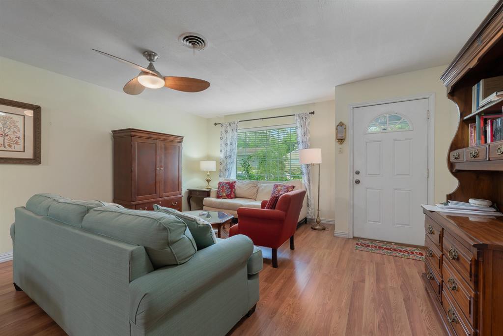 326 Countryside Drive