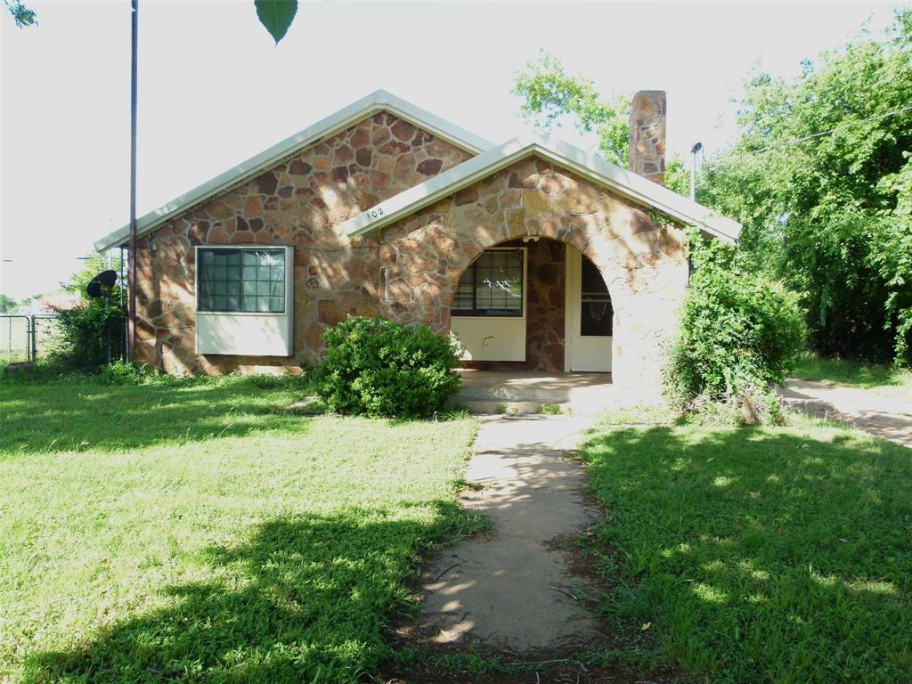 102 Mcdonald Drive