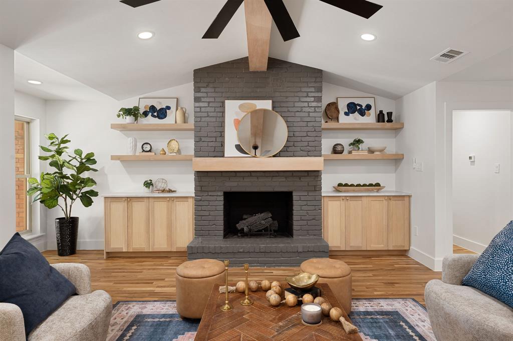 7441 Alto Caro Drive