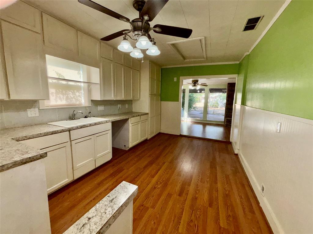 Clow 1 Add Town Coleman - Residential