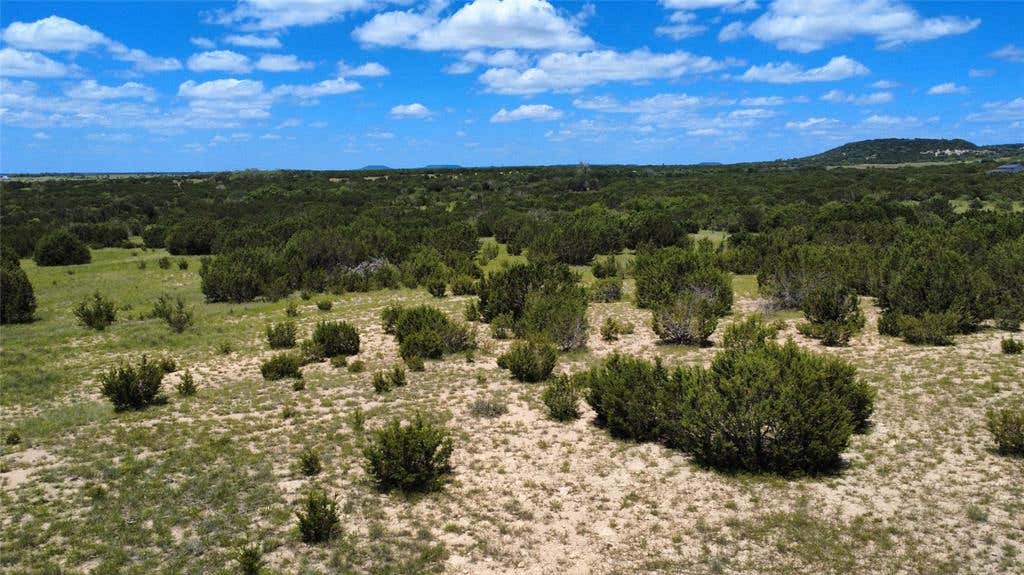 Photo of 1320 Private Road 16021, Jonesboro, TX 76538 (MLS # 21306248)