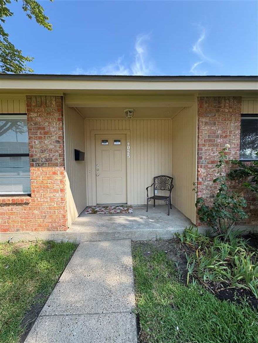 Great location easy on and off I 30 and I20 Huge open Kitchen with real wood cabinets no particular board and large pantry 
new stainless stain appliances.  Real wood Fireplace with gas starter in the den,  New patio sliding glass door with vaulted ceiling New laminate floors in den, halls and bedrooms. Master Bedroom has 2 LARGE walk-in closets with AC vents for you adding your makeup table in one of the walk-in closets.  New tile in the standup master bath shower and a new toilet, vanity top and faucets. 2nd and 3rd bedrooms are a good size with nice closets.  Hall bath tub with new faucets, new toilet, new vanity top with new faucets.  New Hot Water, New Roof, New garage door opener, AC outside condenser is about 4 years old
ALL old black cast iron pipe has been dug up and replaced..it is a must see house !