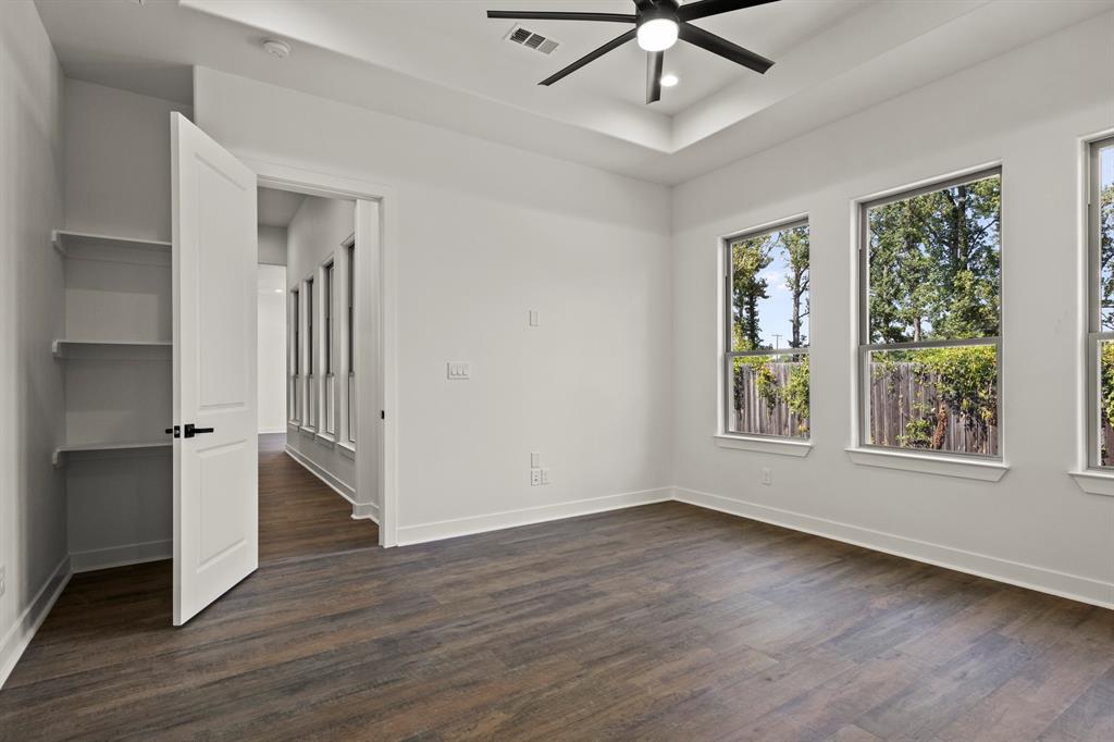 Country Club Estates - Residential