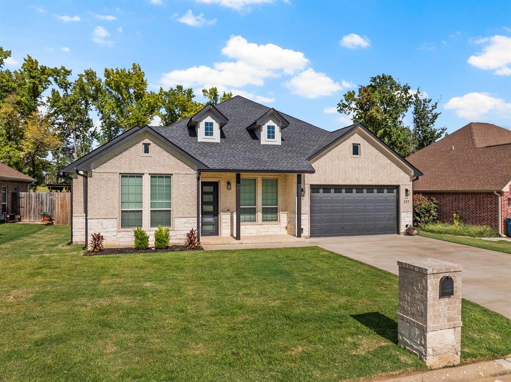 Country Club Estates - Residential