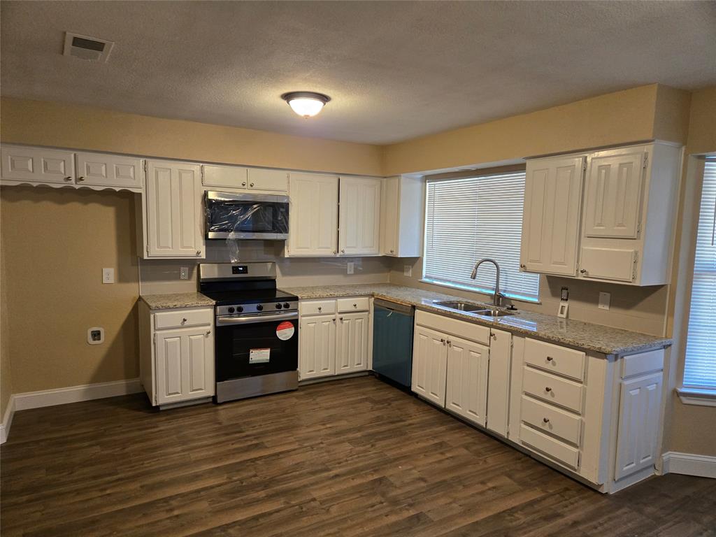 6705 Spoonwood Lane