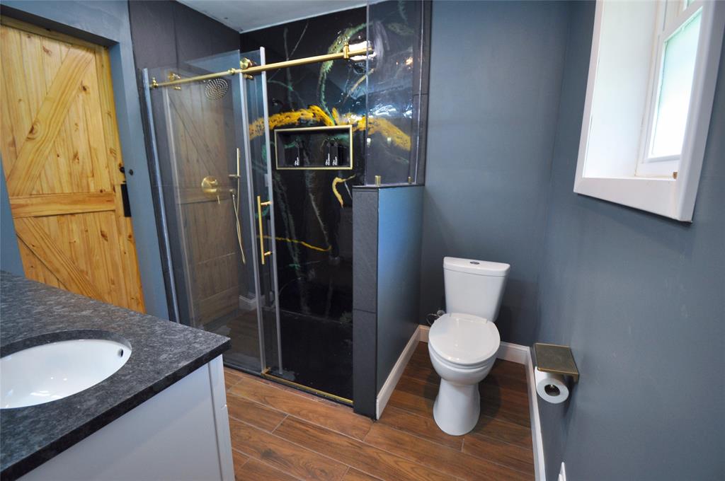 Broadmoor Terrace Sub - Residential