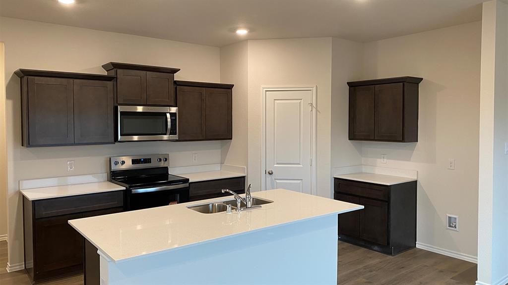 Creeks at Burnett Trail - Residential