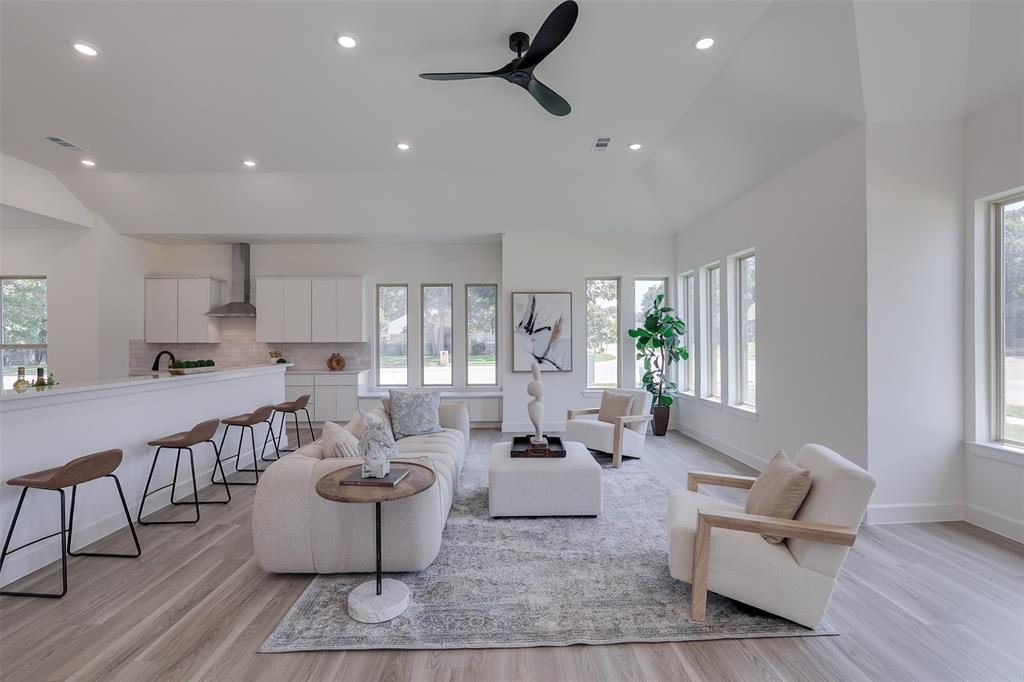 1208 Oak Harbor Boulevard