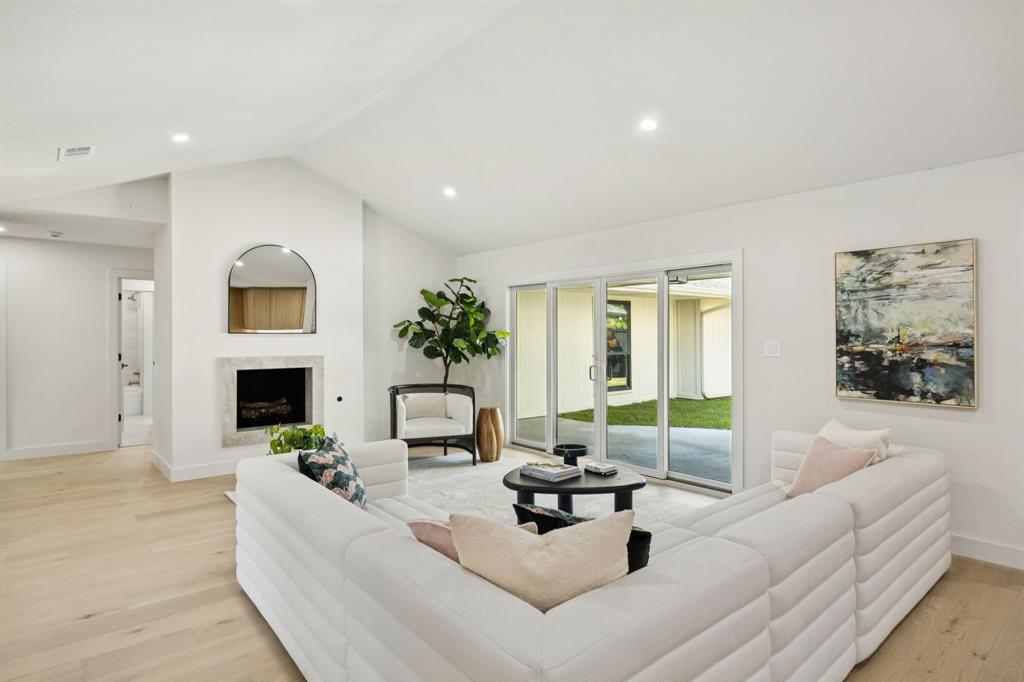 7311 Carta Valley Drive