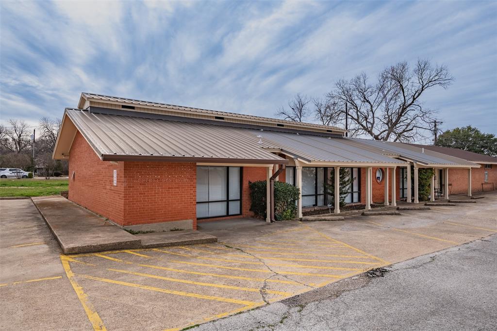 West End Rev - Commercial Lease