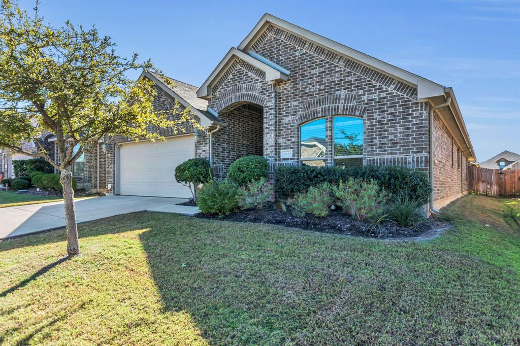 3920 Hollow Lake Road