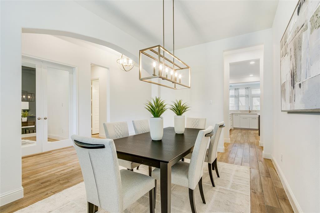 2406 Capitol Place