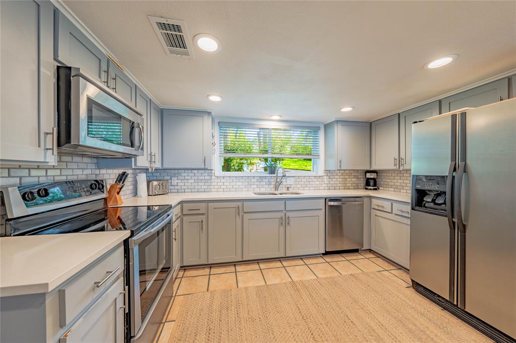 110 Oak Creek Drive