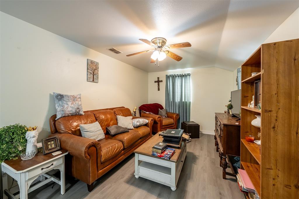 408 E Kolstad Street