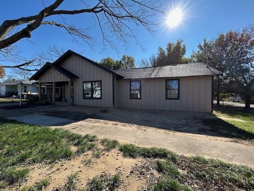 MOVE IN READY 4 Bedroom 2bath, newly remodeled home in the Whitewright School District of Grayson County with easy commute to Sherman and Metro-Plex. This home offers large rooms throughout while keeping some of the Vintage features from 1945 when the home was originally built including an awesome Farmhouse sink and additional pantry storage in the mudroom with access to the large fenced in back yard. The Primary bedroom is huge entertaining a private en-suite and large wife approved custom walk-in closet complete with a custom vanity area just for her personal needs. Home sits on a large corner lot with gorgeous trees in a well maintained mature neighborhood of the community.  This home is a MUST SEE.  There is a small punch list to be completed prior to close.