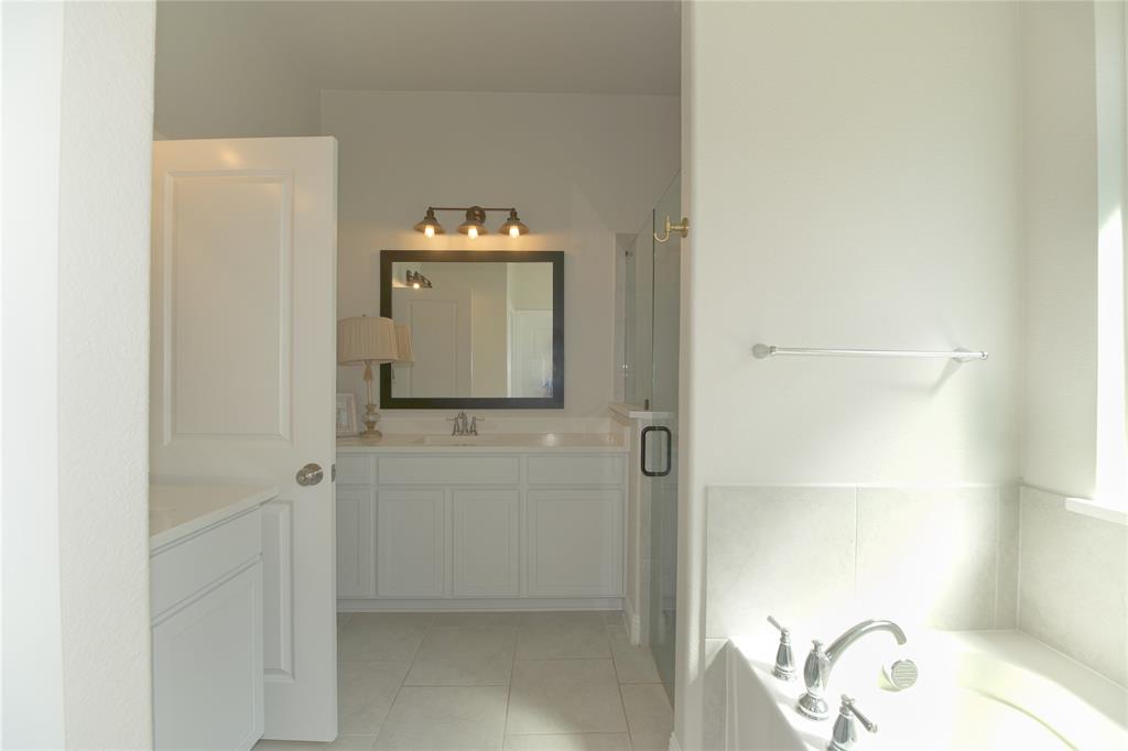 MUSTANG CREEK - Residential