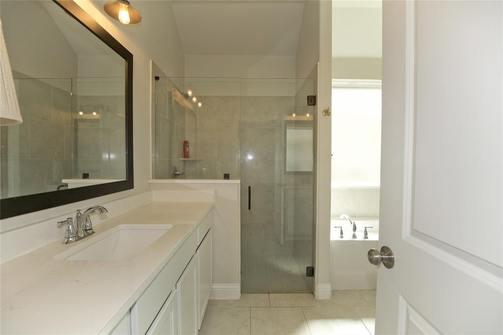 MUSTANG CREEK - Residential