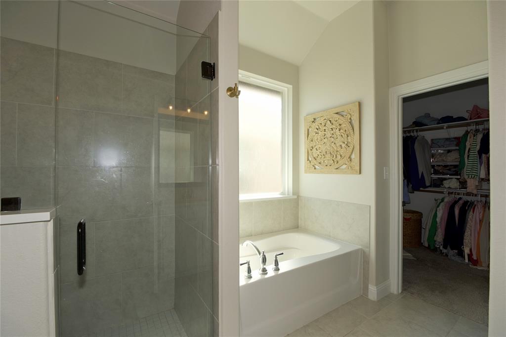 MUSTANG CREEK - Residential