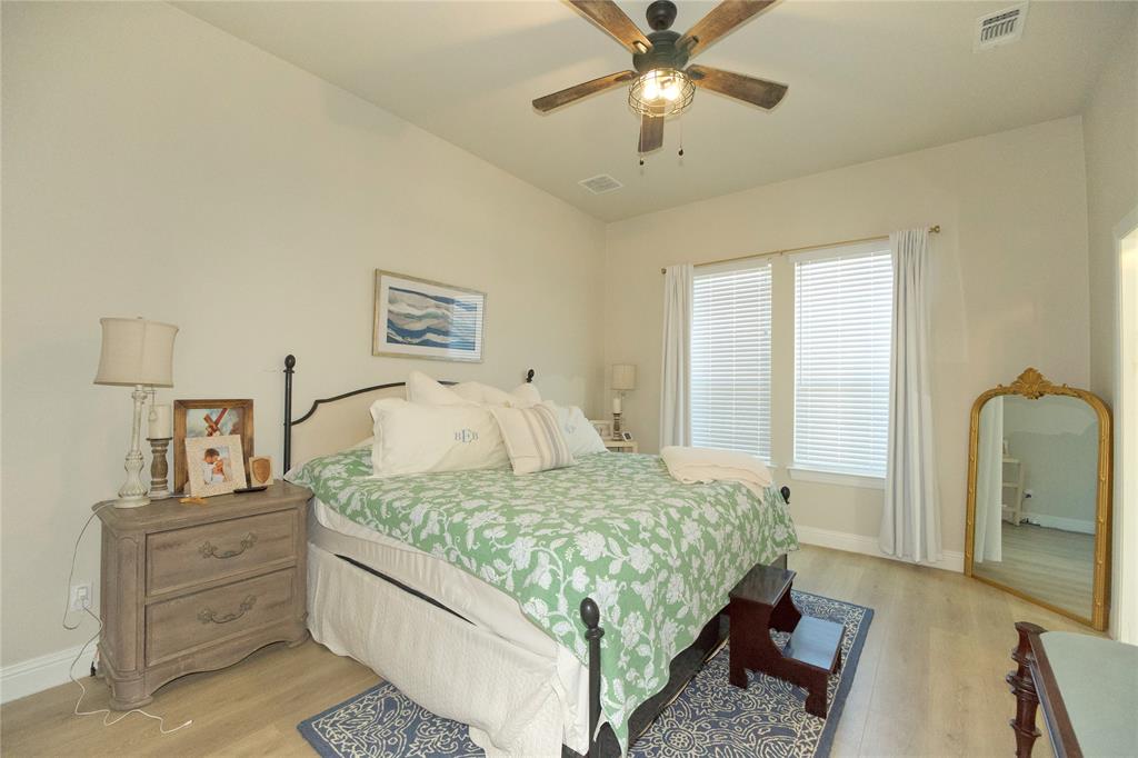 MUSTANG CREEK - Residential