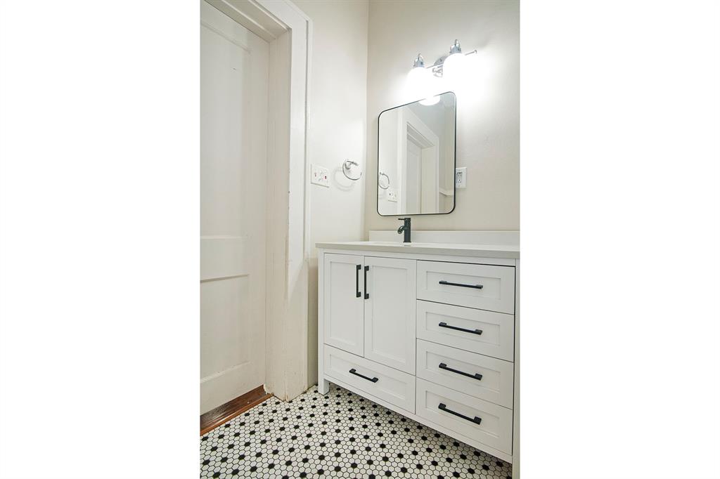 Reeves Tennant Street - Residential Lease