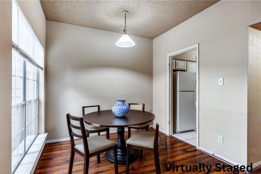 Woodlands 01 On Creek - Residential