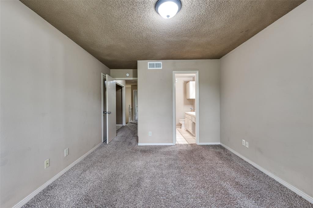 Woodlands 01 On Creek - Residential