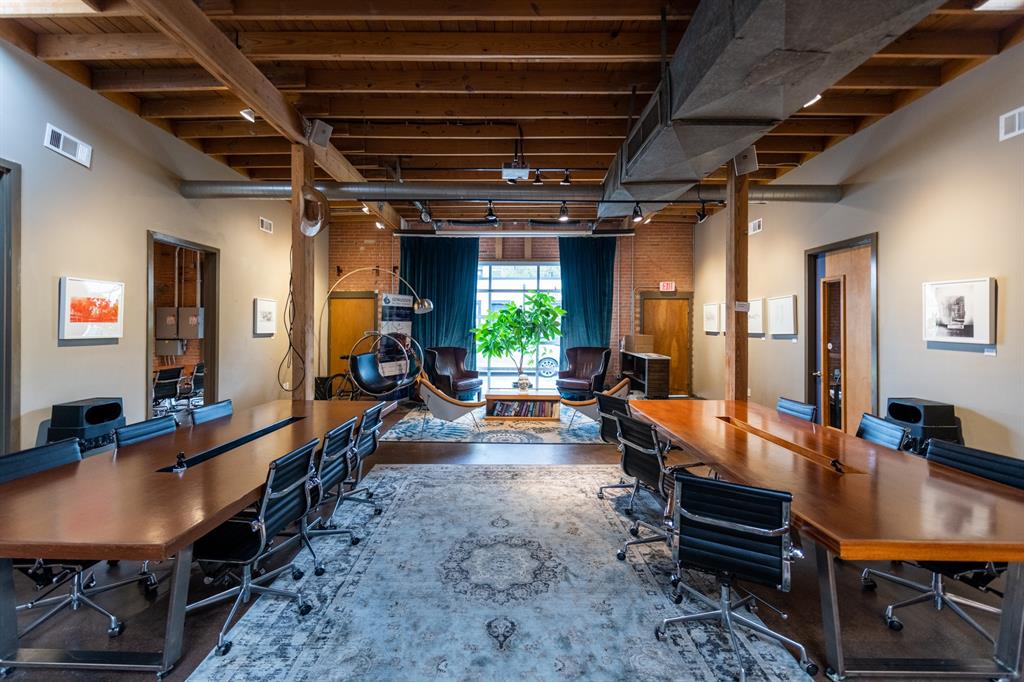 J BOPPS HOMESTEAD - Commercial Lease