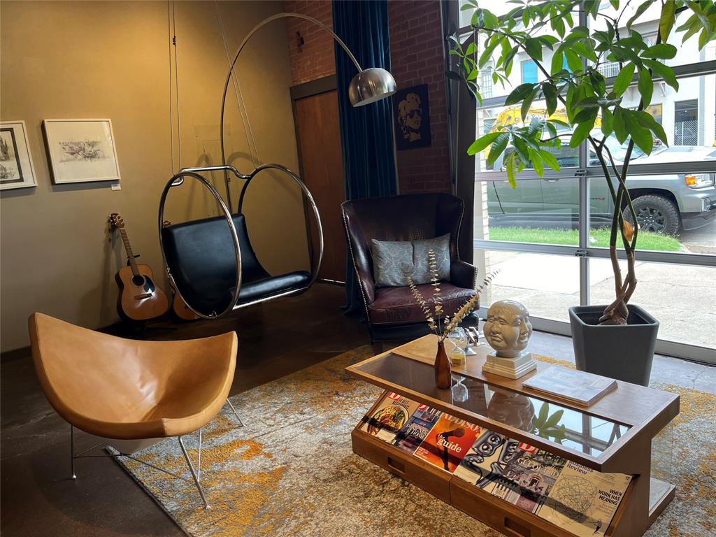 J BOPPS HOMESTEAD - Commercial Lease