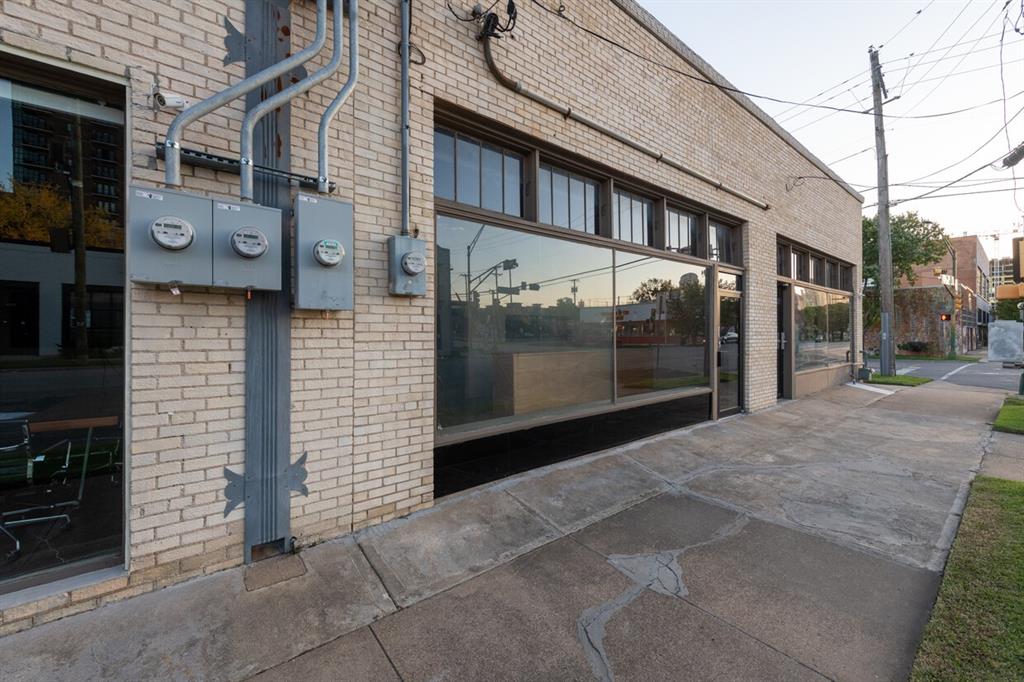 J BOPPS HOMESTEAD - Commercial Lease