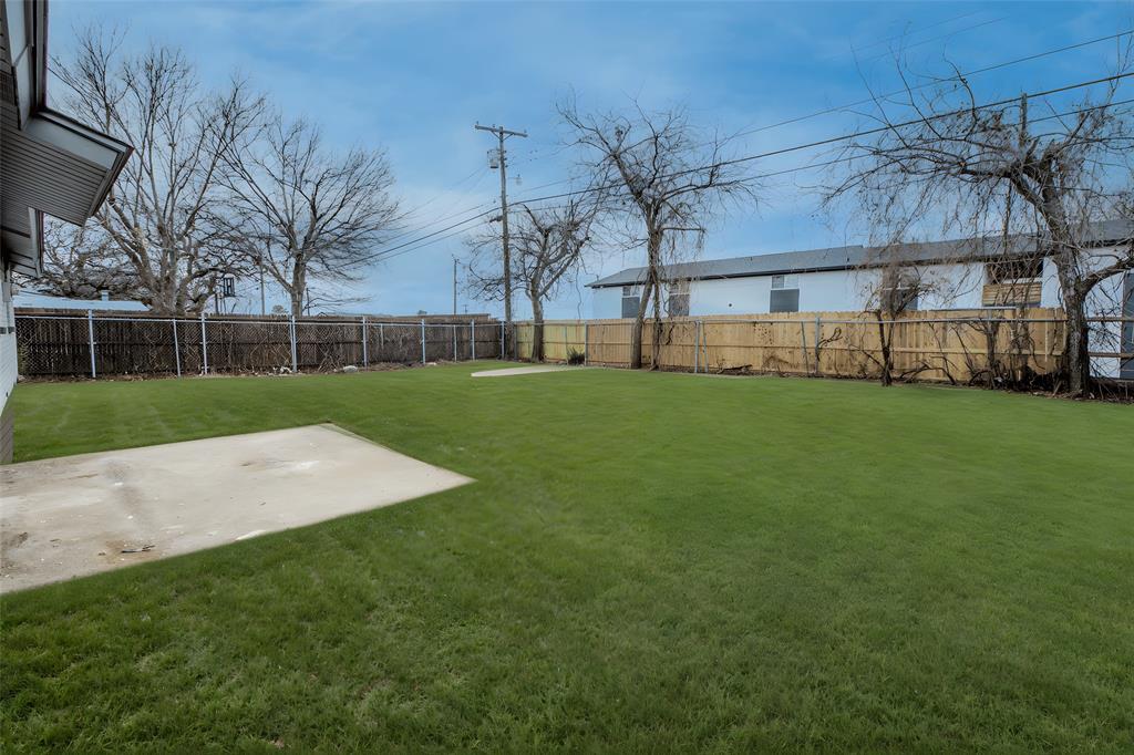 1101 Fouts Drive
