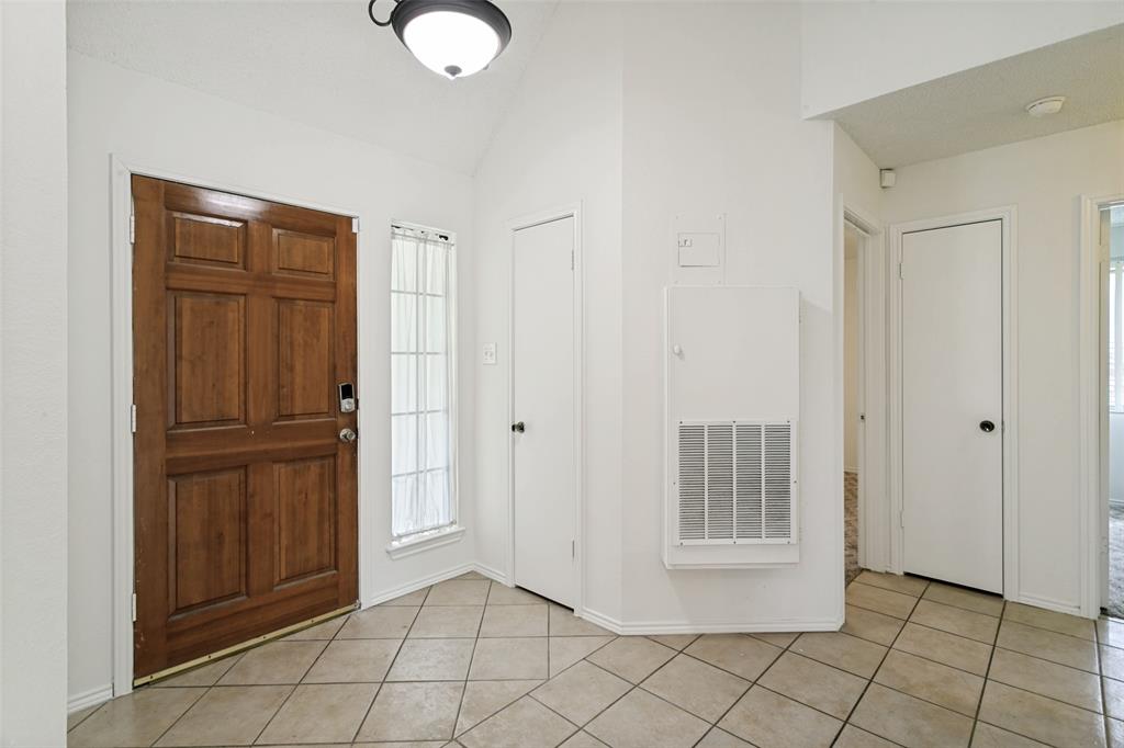 2813 Creekwood Lane