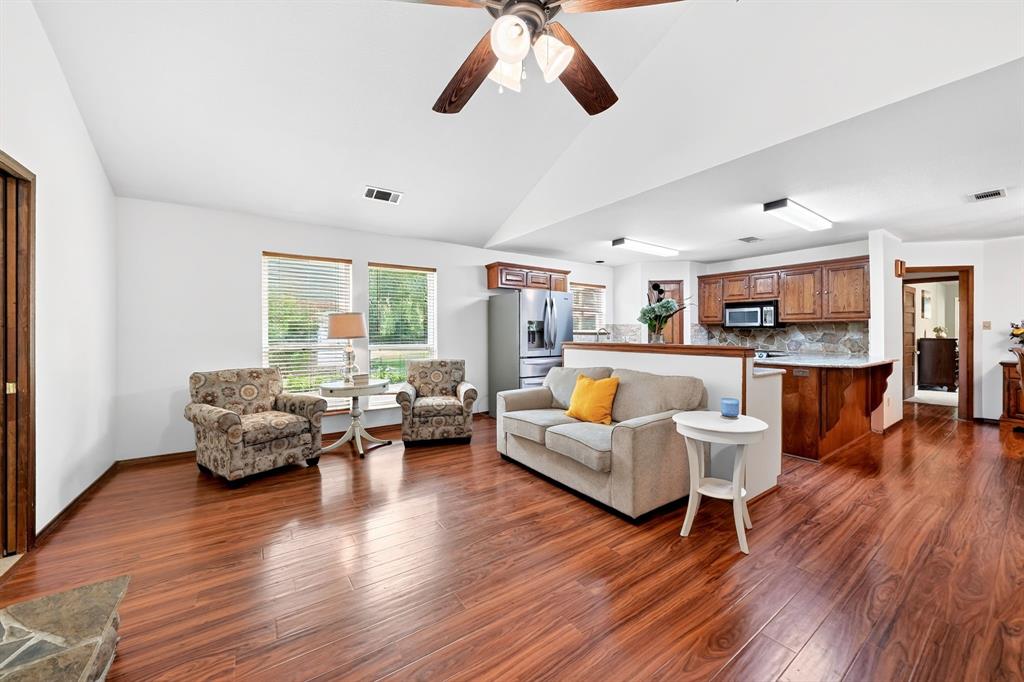 6705 Orchard Drive