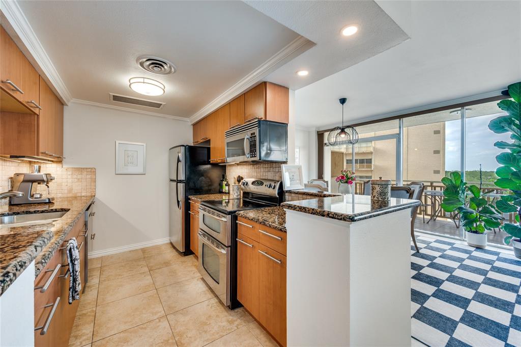 Preston Tower Condo - Residential