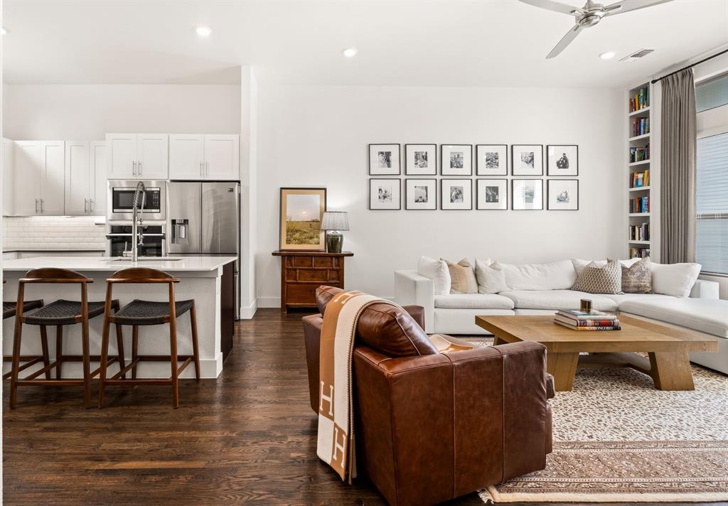 Roseland Condominium - Residential