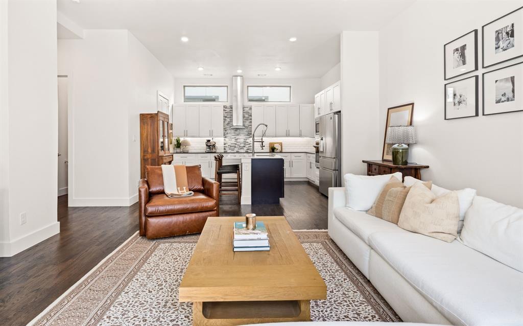 Roseland Condominium - Residential