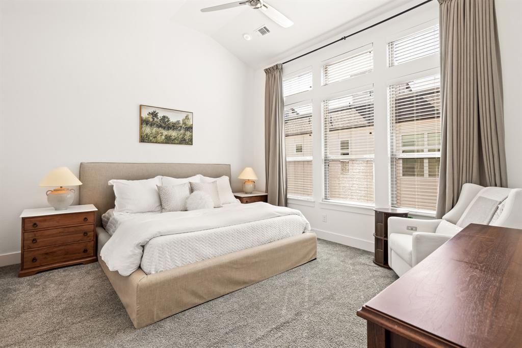 Roseland Condominium - Residential