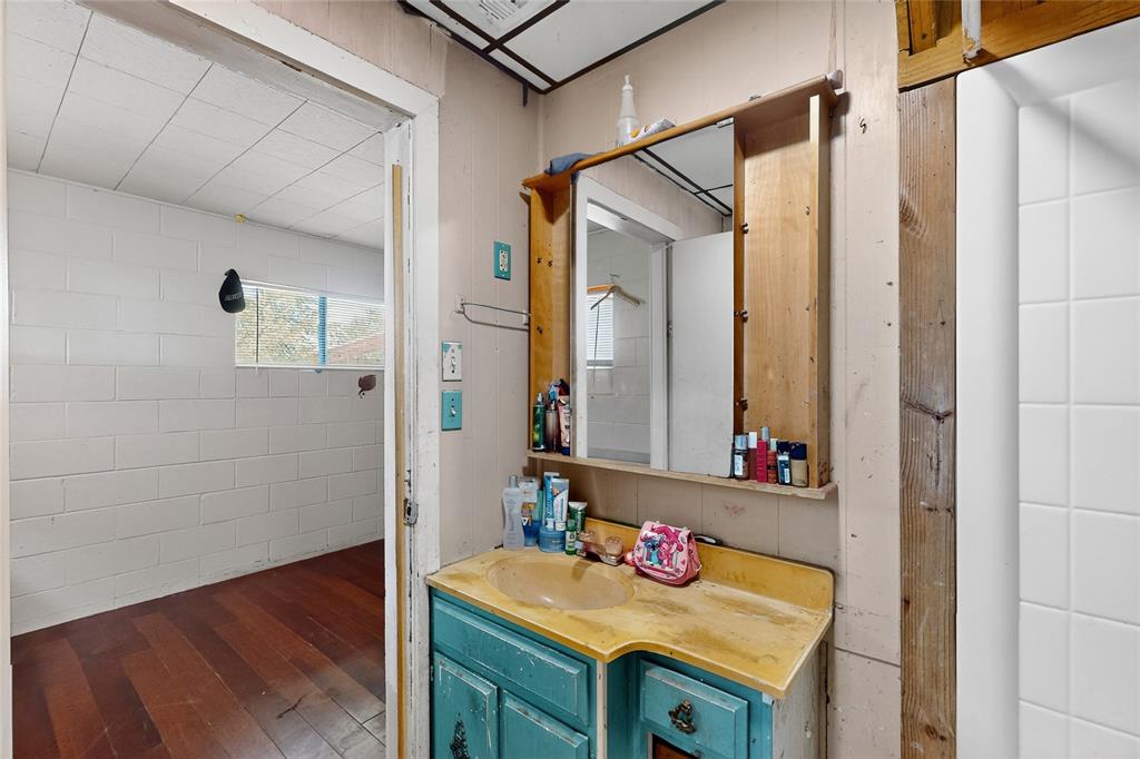 Rowdy Wingate Yates 2nd Addition - Residential